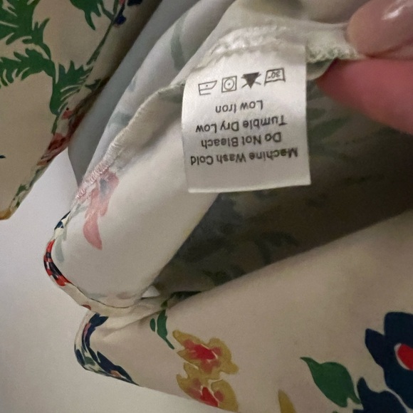 Tuckernuck loose multi-color floral dress. Size XXS - Picture 3 of 8